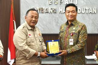 Bupati Humbahas Dapat Apresiasi DPC Gerindra