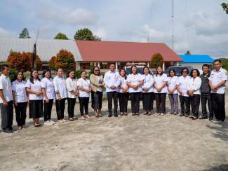 Kunjungan ke SMP Sigalogo